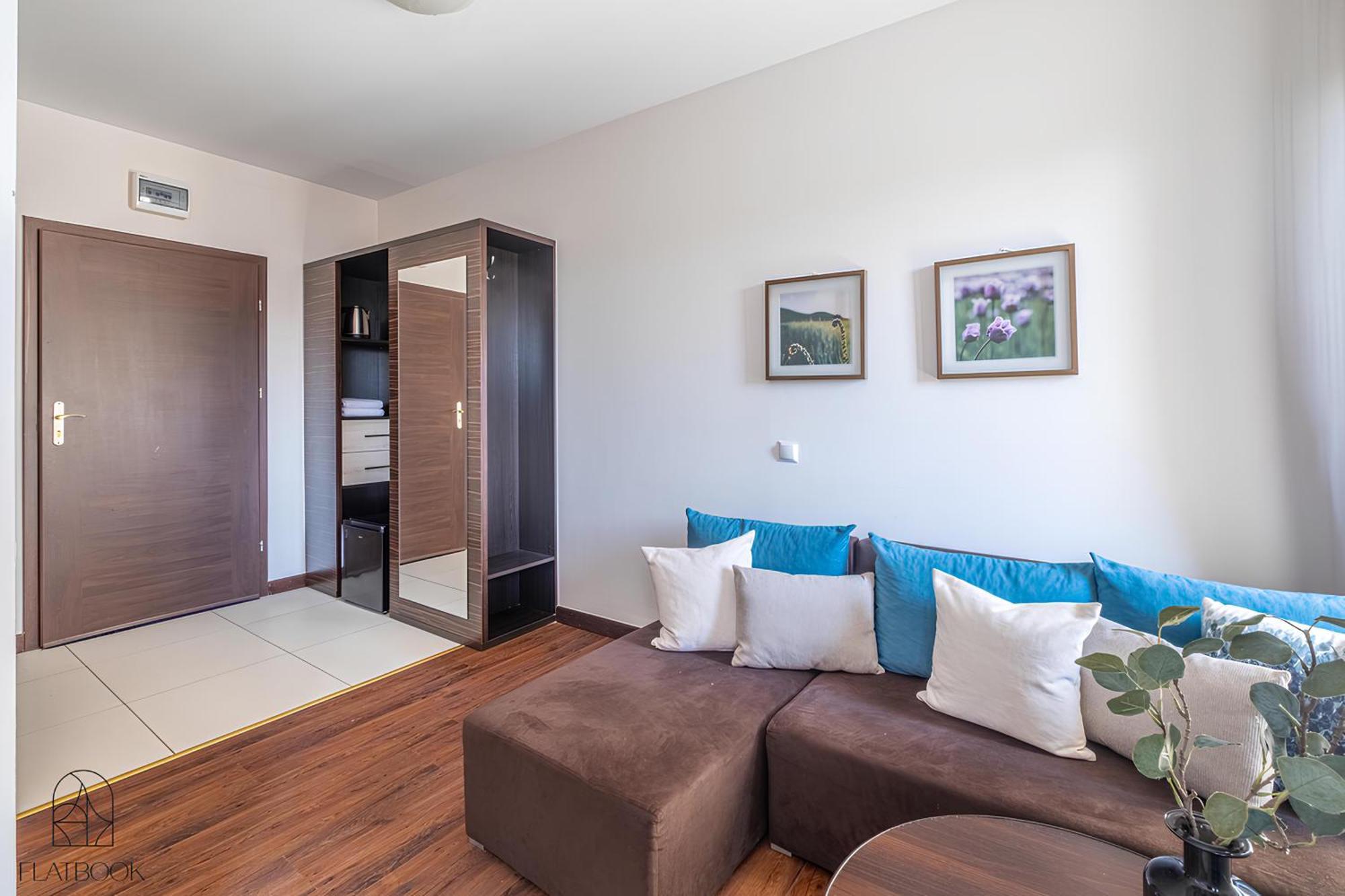 Sztutowo Lazurowy Dwor - Apartamenty Oraz Pokoje Z Basenem I Parkingiem Bagian luar foto