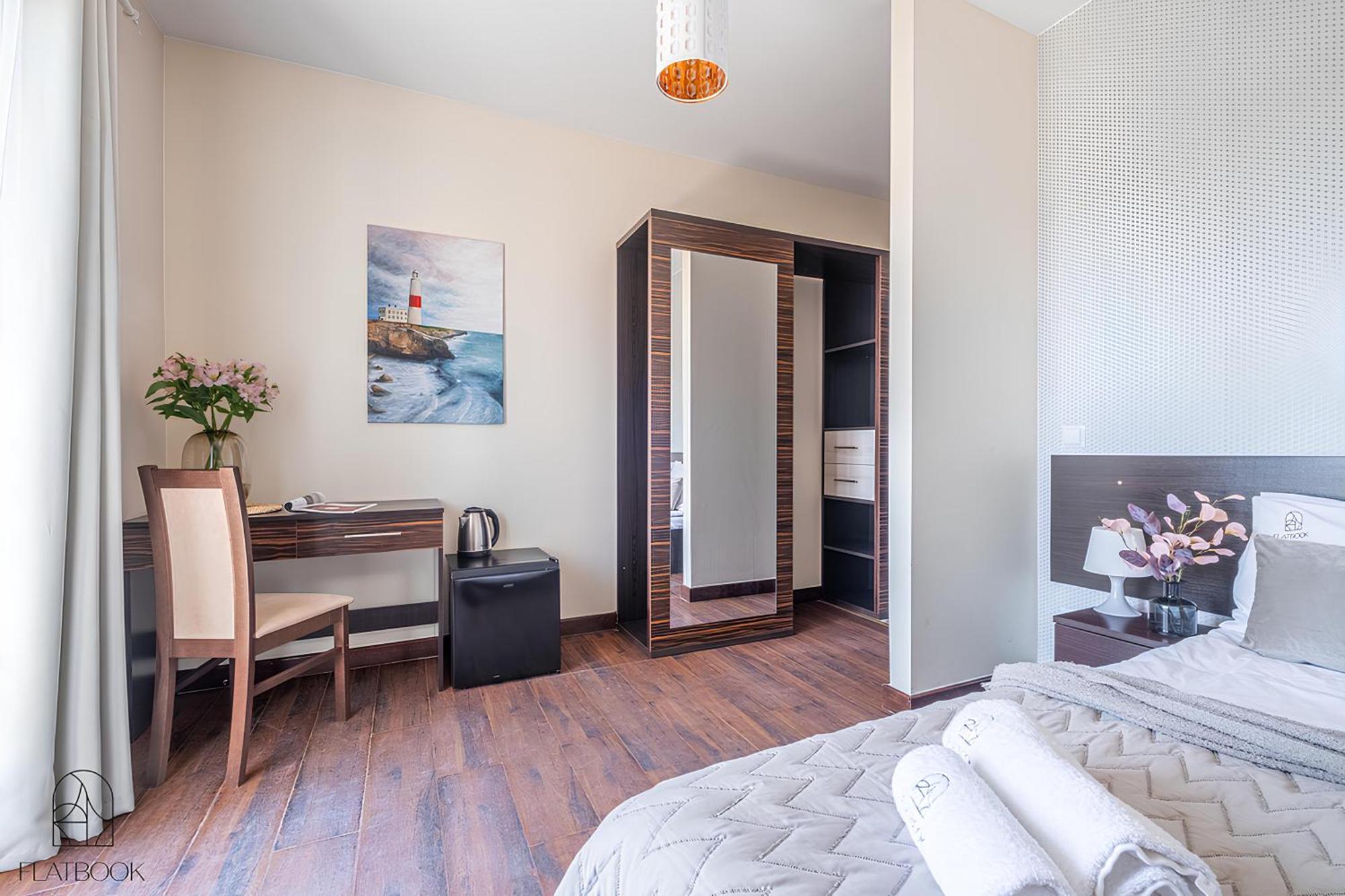Sztutowo Lazurowy Dwor - Apartamenty Oraz Pokoje Z Basenem I Parkingiem Bagian luar foto