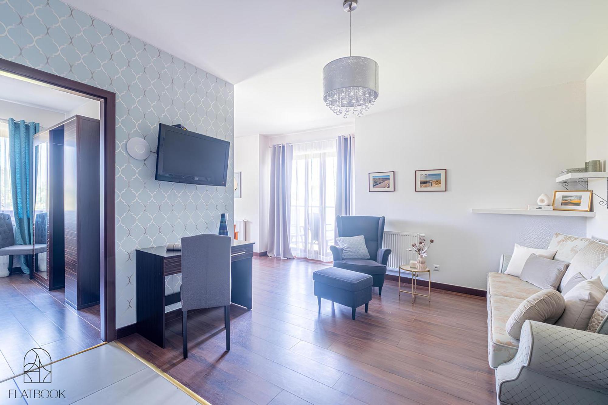Sztutowo Lazurowy Dwor - Apartamenty Oraz Pokoje Z Basenem I Parkingiem Bagian luar foto