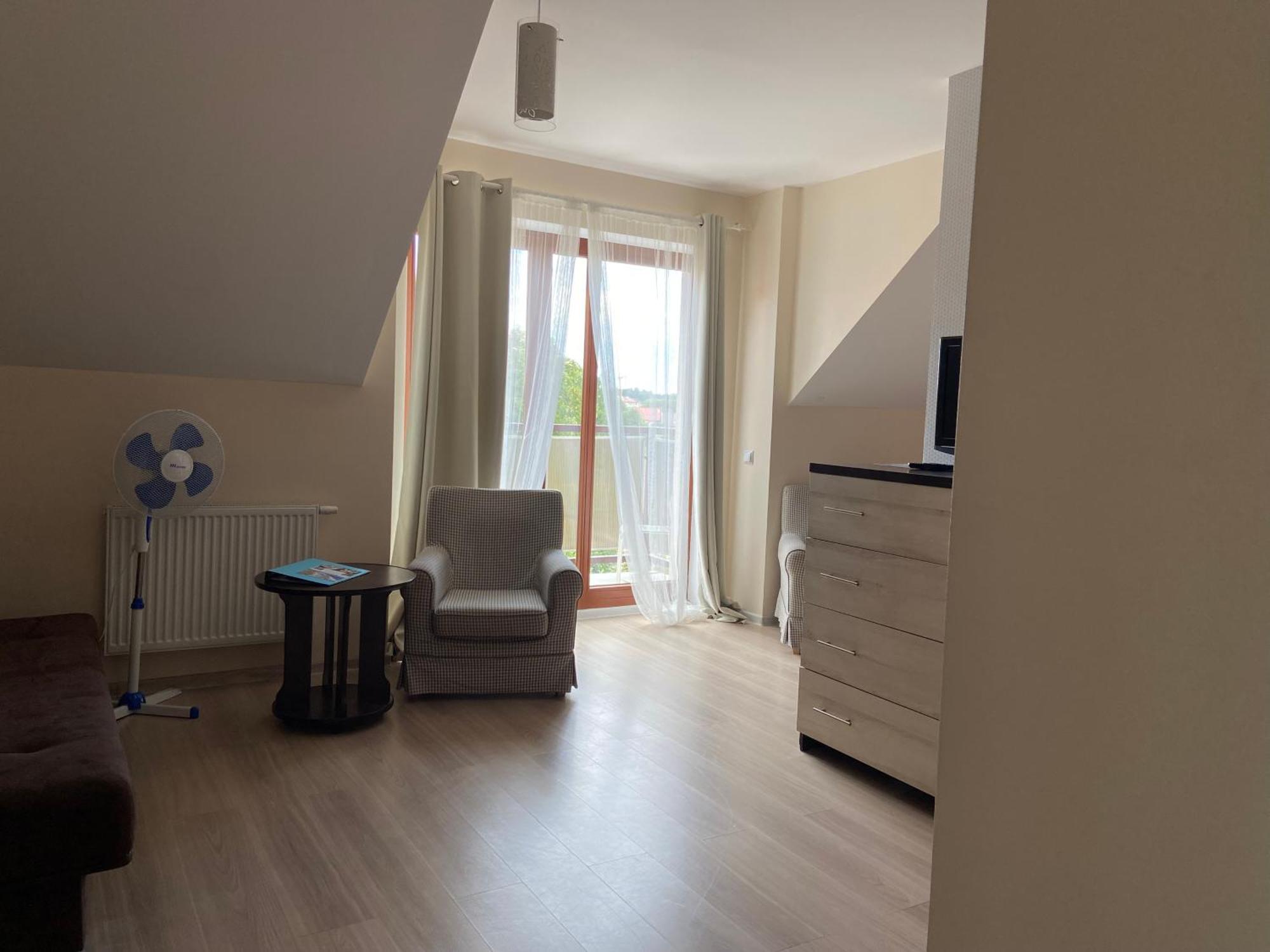 Sztutowo Lazurowy Dwor - Apartamenty Oraz Pokoje Z Basenem I Parkingiem Bagian luar foto