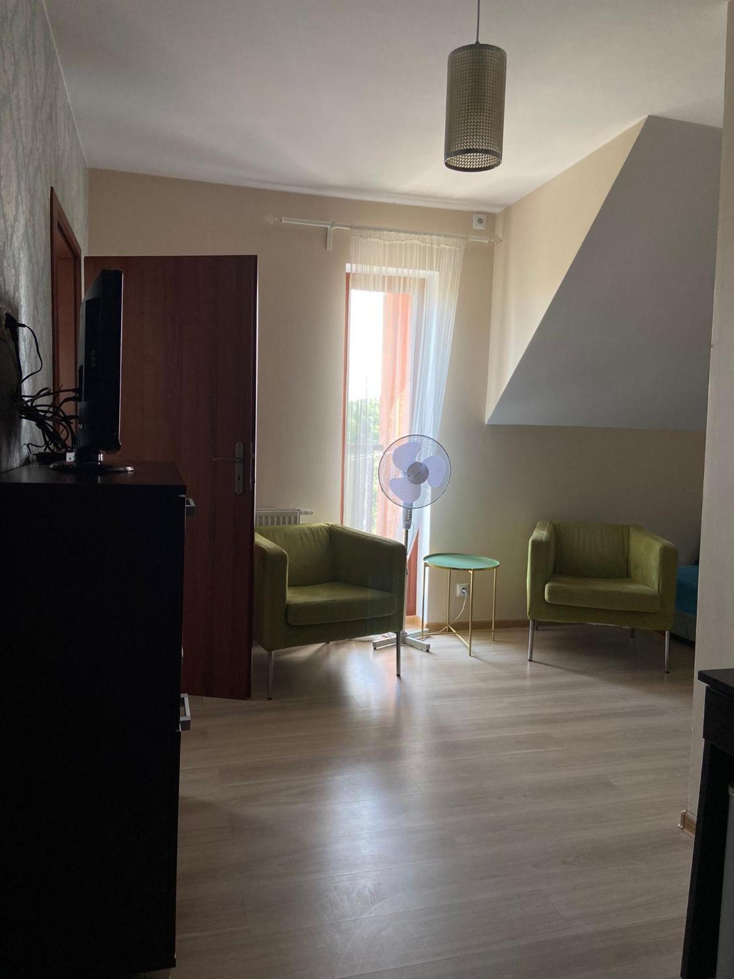 Sztutowo Lazurowy Dwor - Apartamenty Oraz Pokoje Z Basenem I Parkingiem Bagian luar foto